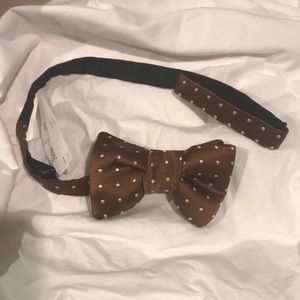 $250 TOM FORD Bow Brown 100% Silk with white